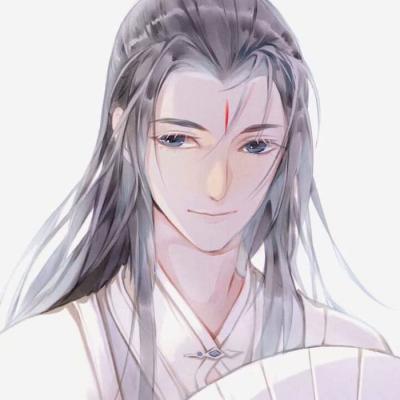 湖北荆州极端降雨：民众乘皮划艇转移